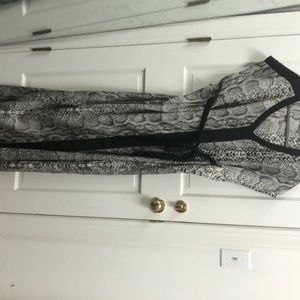 Rachel Zoe maternity dress for pea in the pod